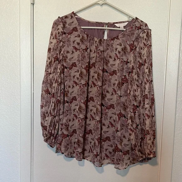 Lauren Conrad blouse - Picture 1 of 5